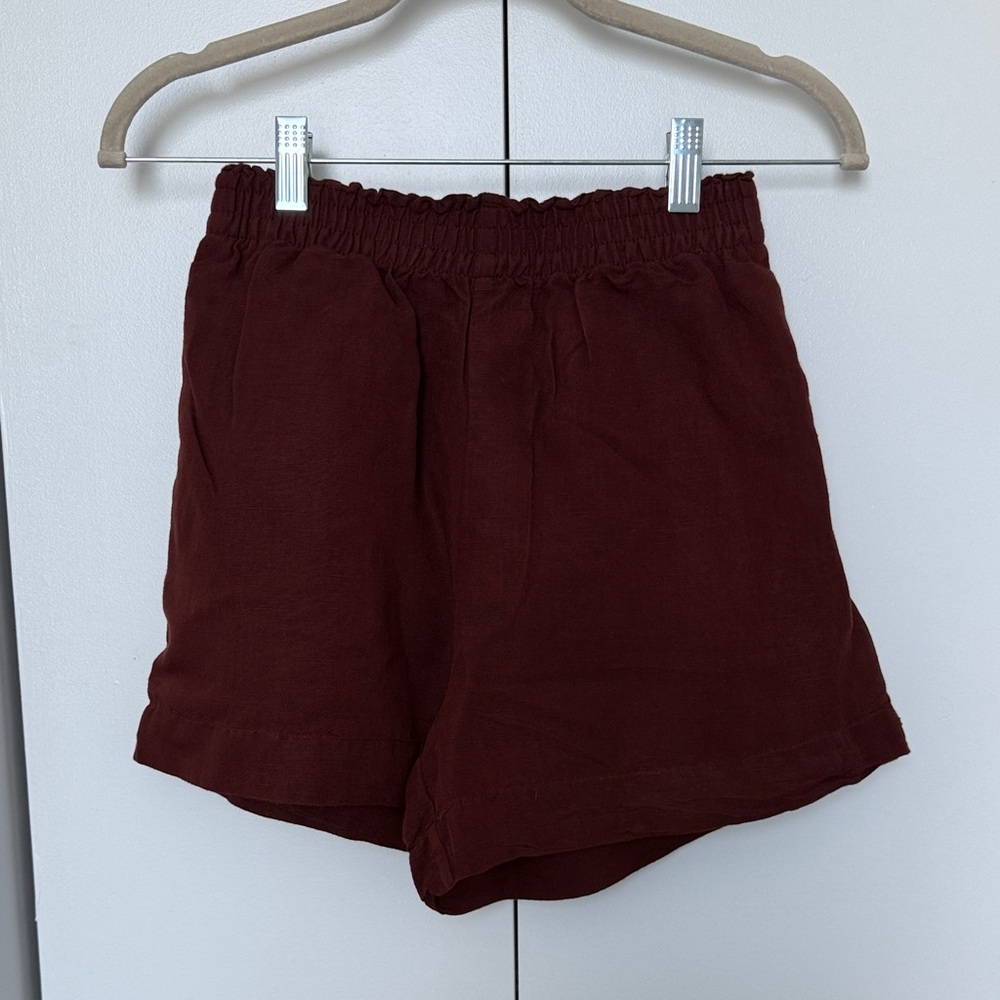 H&M linen blend Maroon Shorts XS